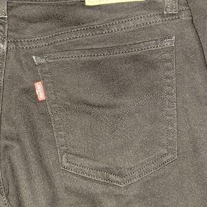 Levis 45 Relaxed Bootcut Stretch Jeans 